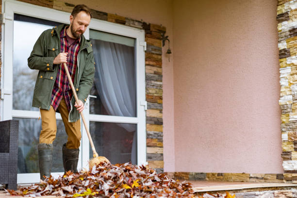 Best Junk Hauling Services  in Umatilla, FL